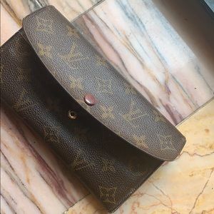 Louis Vuitton wallet authentic